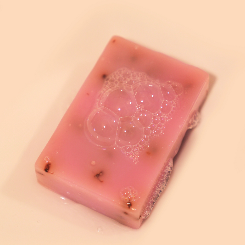 סבון לבנדר טבעי להרגעה ורענון העור